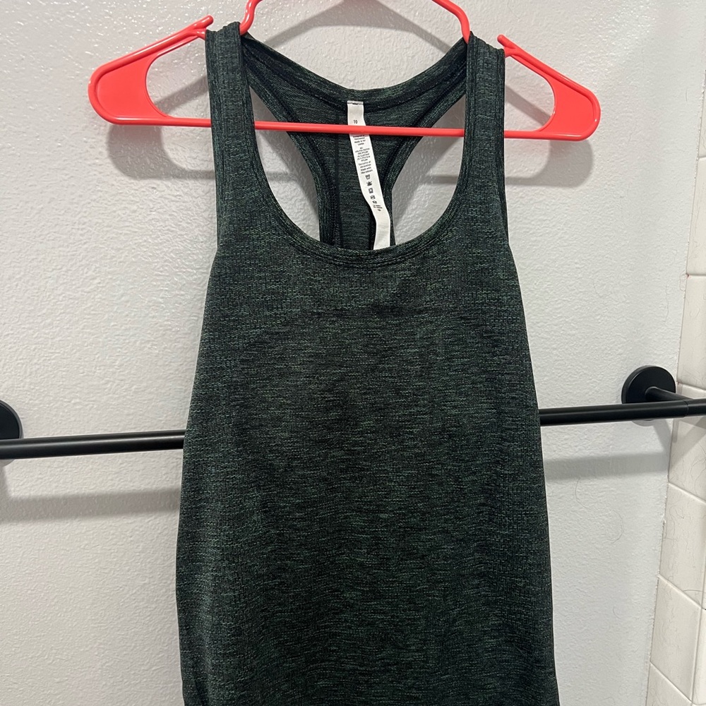Swiftly tech size 10 lululemon tank top worn once!